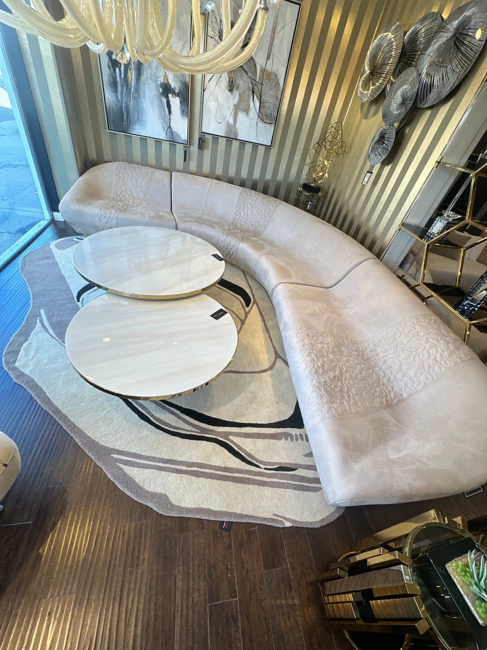 Beluga Tufted Design 59 Ivory Black