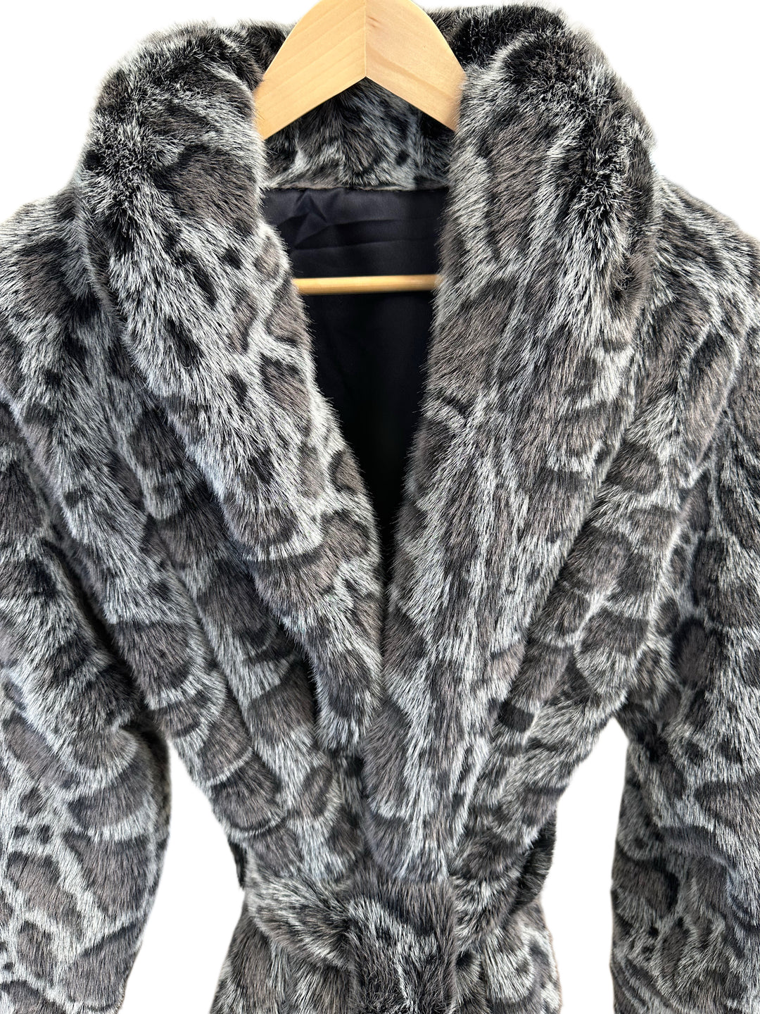 Faux Mink Robe - MINKO 12 Black Leopard