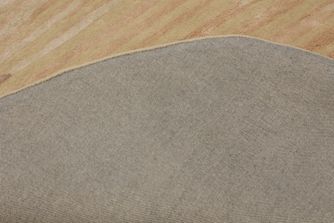 Beluga Tufted Design 20