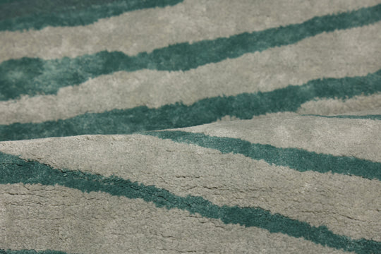 Beluga Tufted Design 20