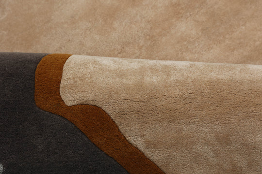 Beluga Tufted Design 23