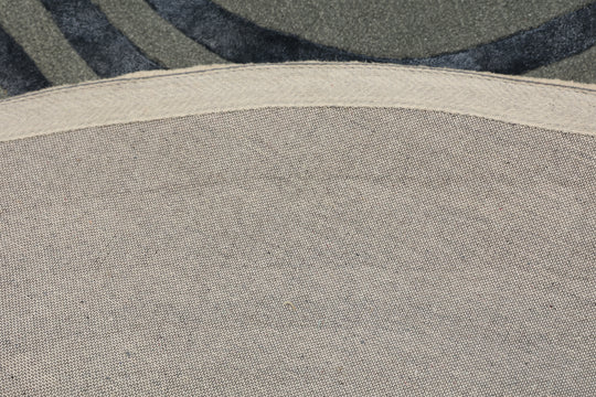 Beluga Tufted Design 50 Round Area Rug