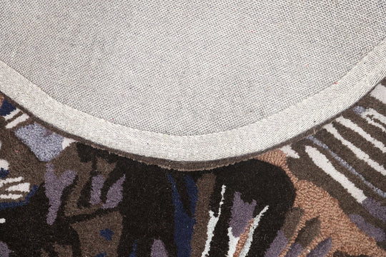 Beluga Tufted Design 74