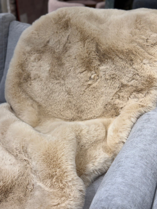 Chinchilla Feel Faux Fur Throw/Blanket