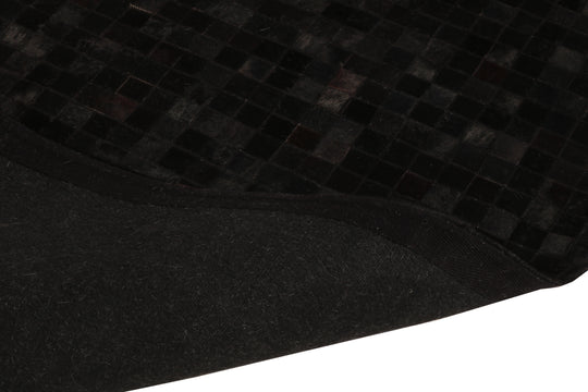 Tikkul Solid Black