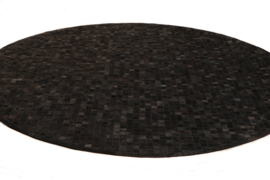 Tikkul Solid Black Round