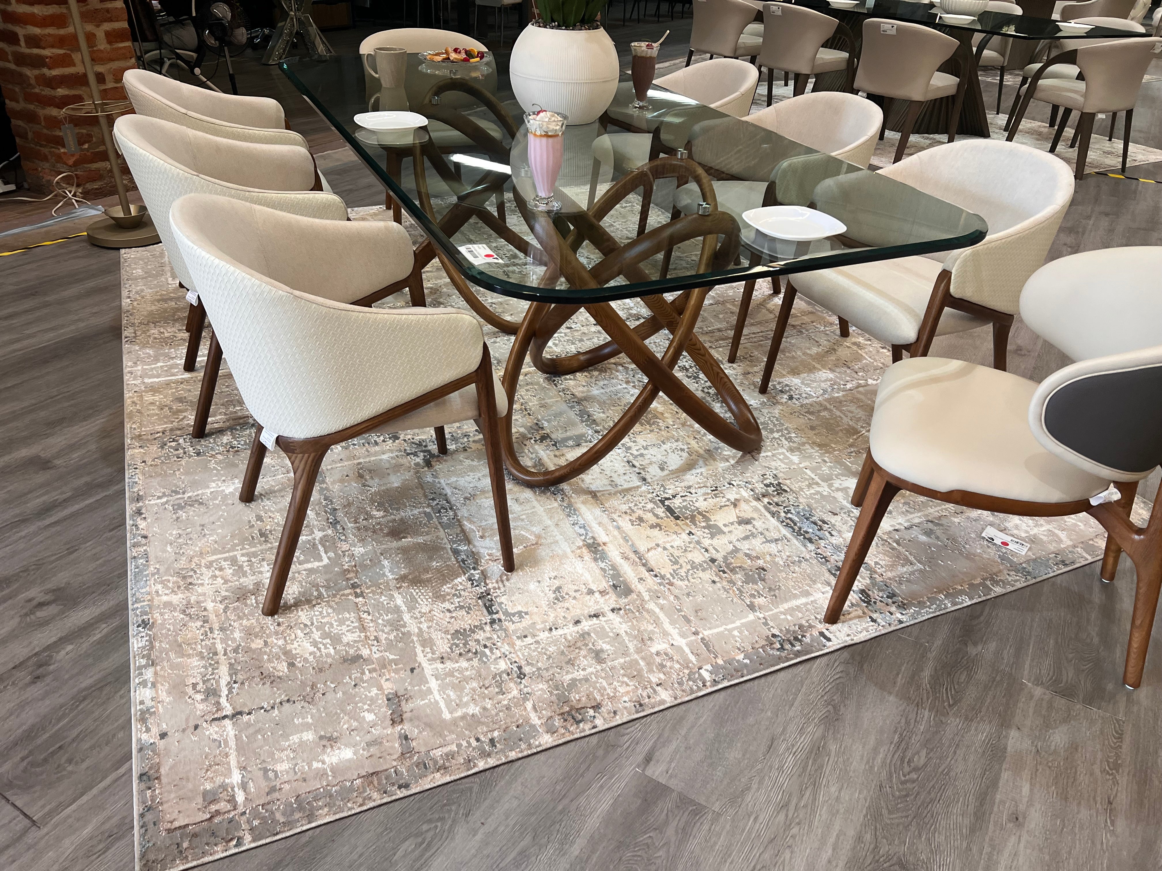 KAI 208 – Rug Factory Plus