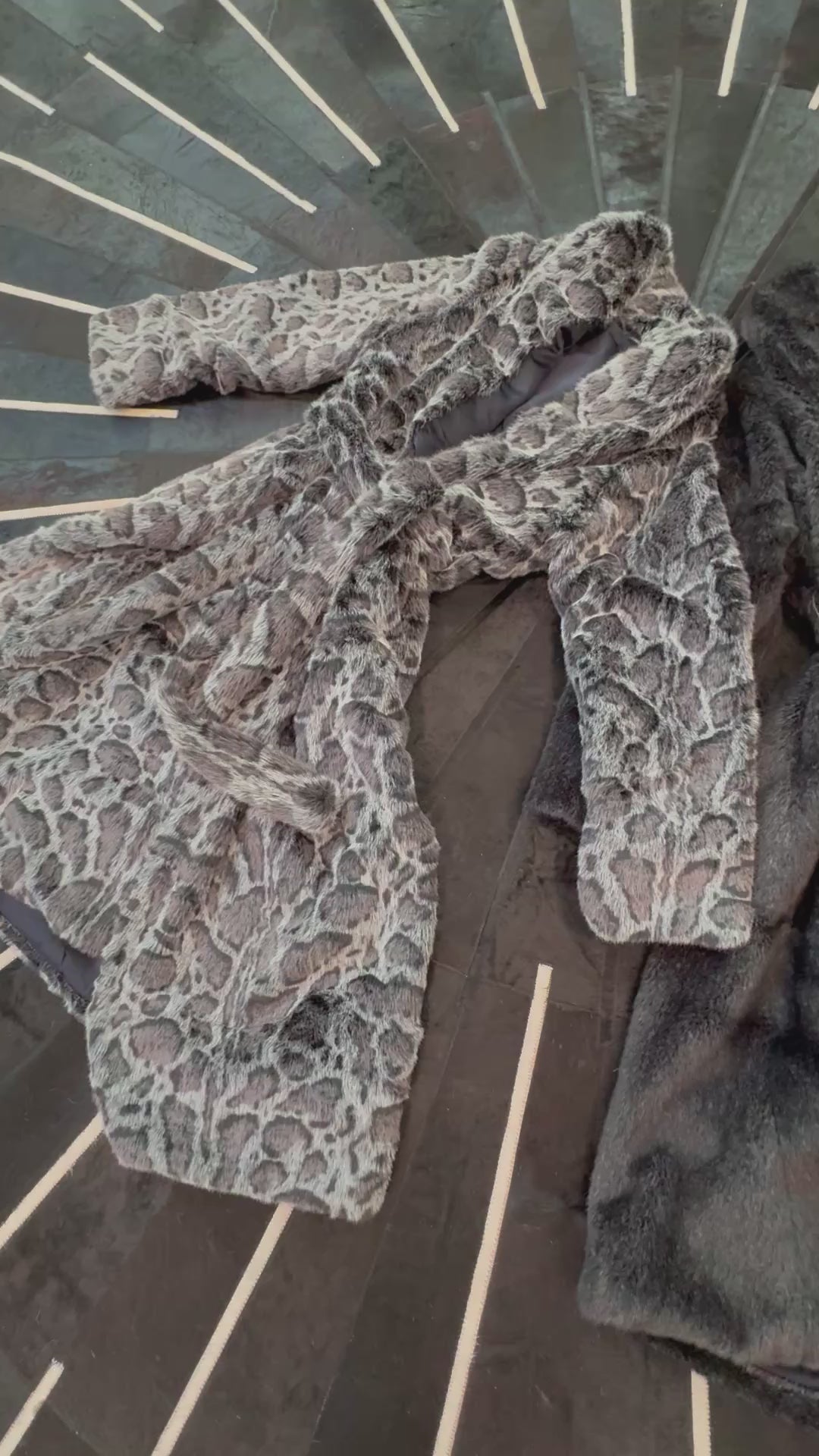 Faux Mink Robe - MINKO 12 Black Leopard