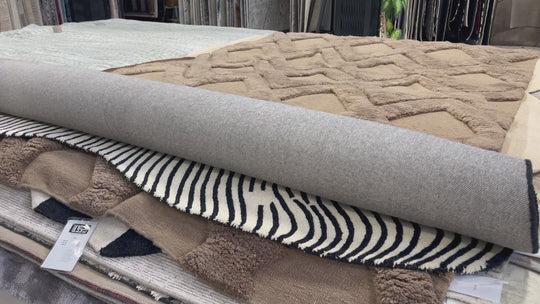 Beluga Tufted Design 55 Ivory Black