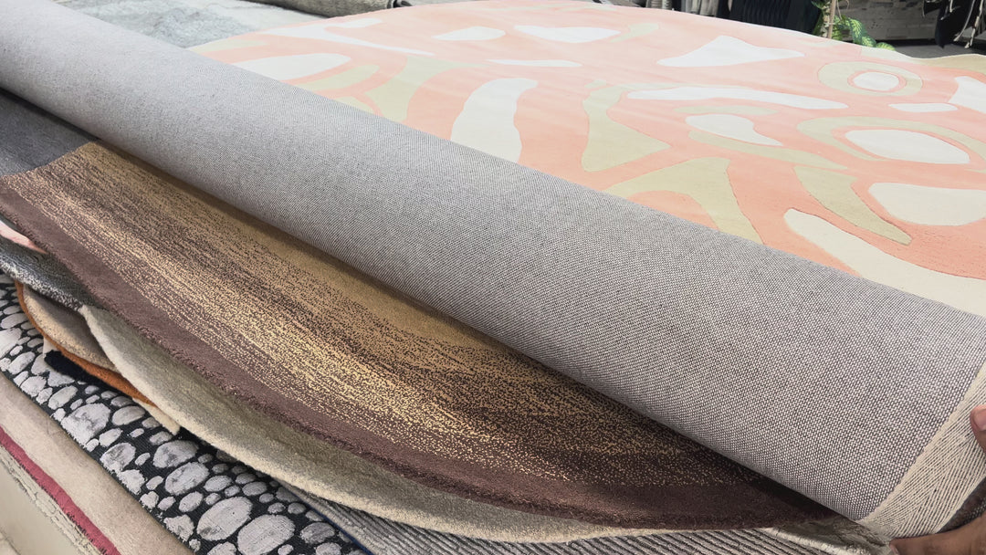 Beluga Tufted Design 45 Ivory Lt. Grey