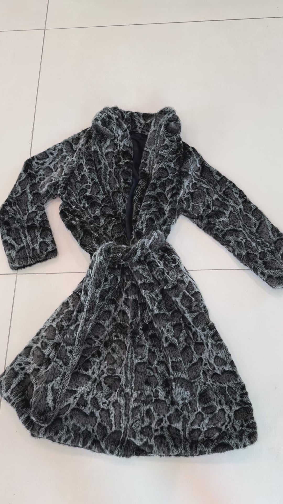 Faux Mink Robe - MINKO 12 Black Leopard