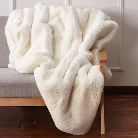 Modern Soft Luxury Chinchilla Feel Faux Fur Throw by Rug Factory Plus - Rug Factory Plus