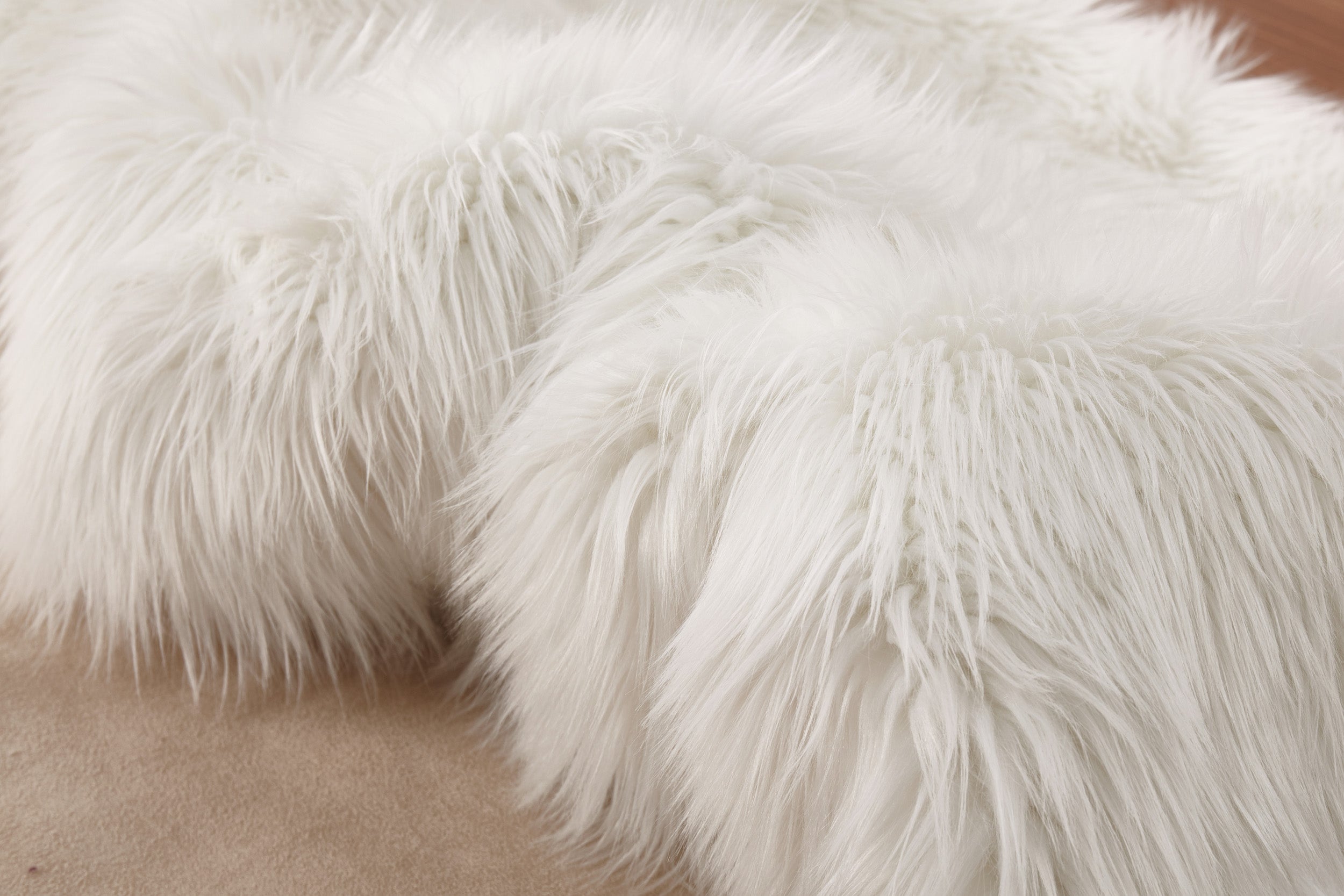Modern Fox Faux Fur Luxury Area Rug 3