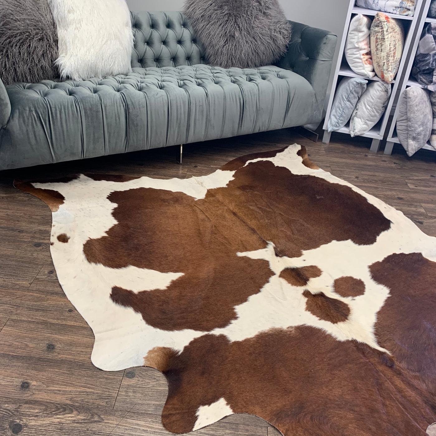 Real Leather Cowhide Cow 18 by Rug Factory Plus