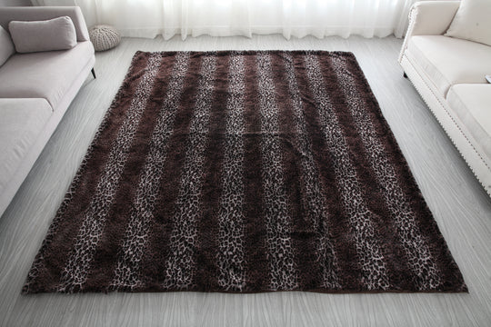 Lepo Area Rugs Collection