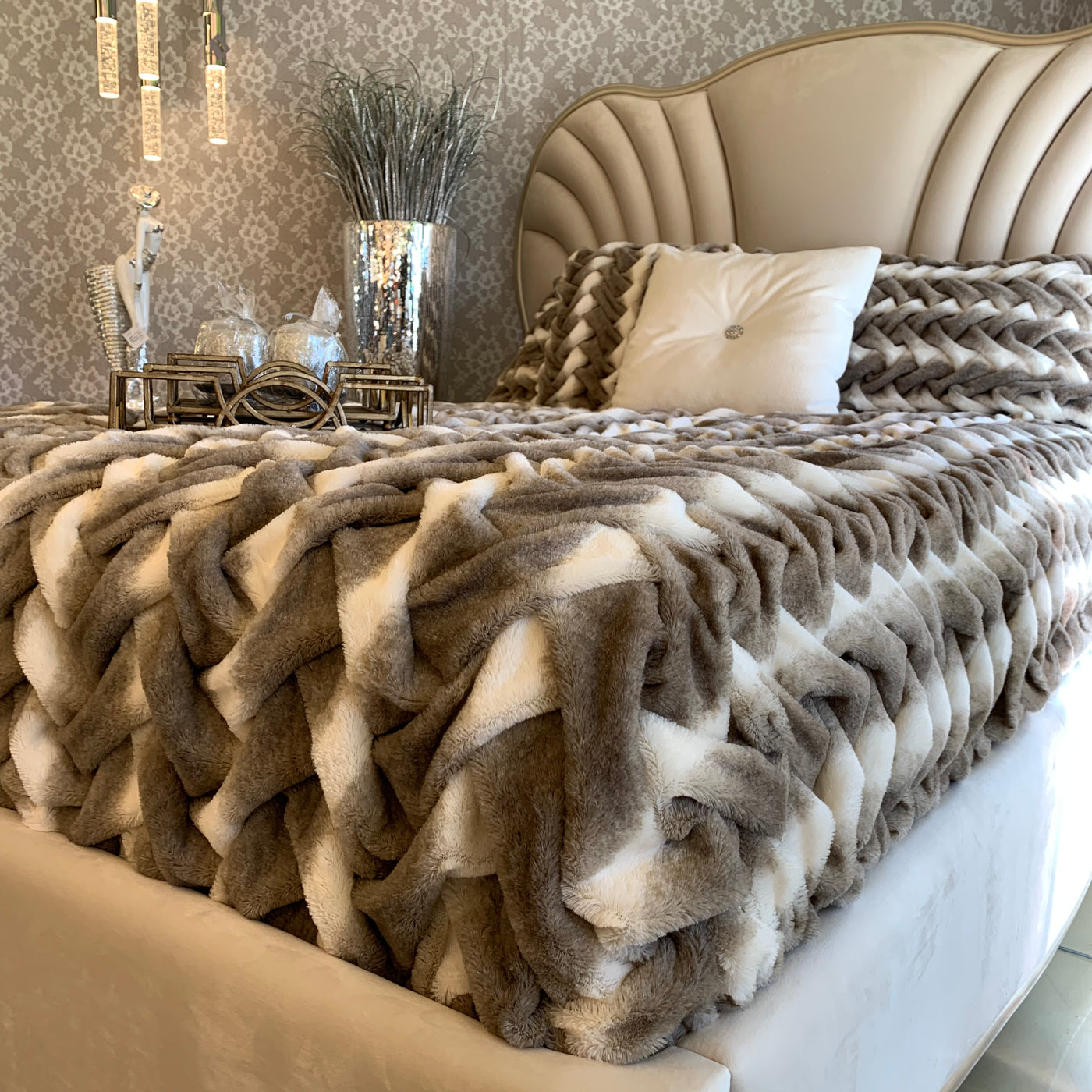 Soft Heavy Faux Fur Loufie Throw / Blanket by Rug Factory Plus