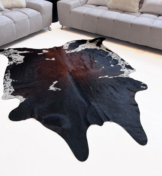 Real Leather Cowhide Cow9 by Rug Factory Plus