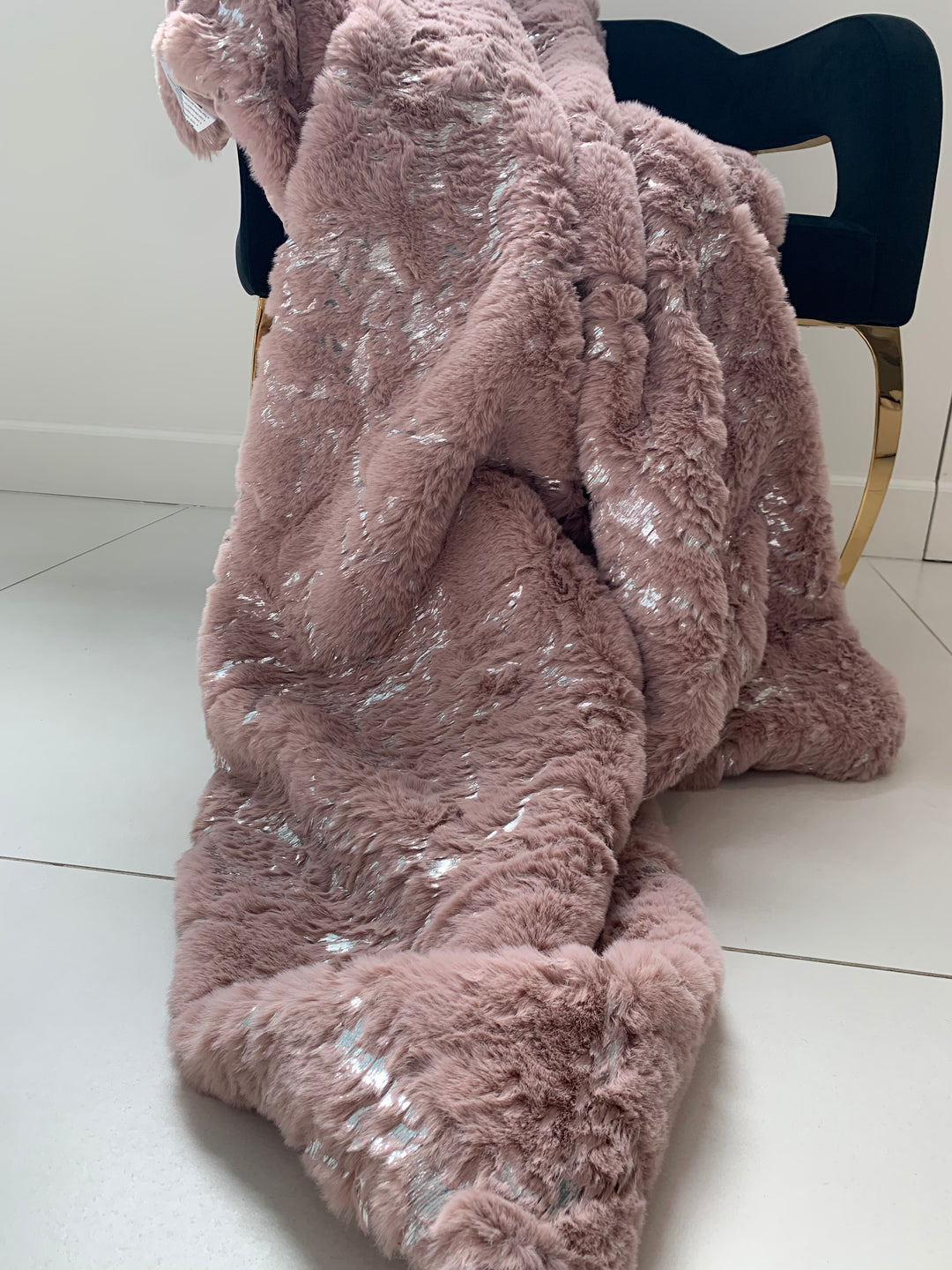 Metallic Throw / Blanket Collection